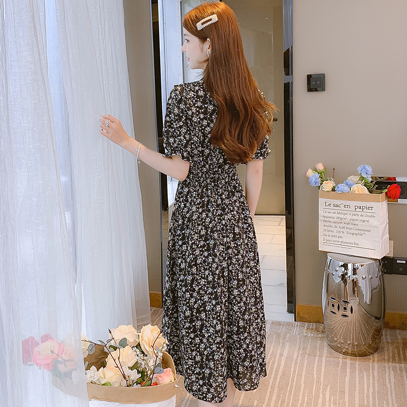 Floral Chiffon A-Line Midi Dress with V-Neck and Puff Sleeves - Image 2