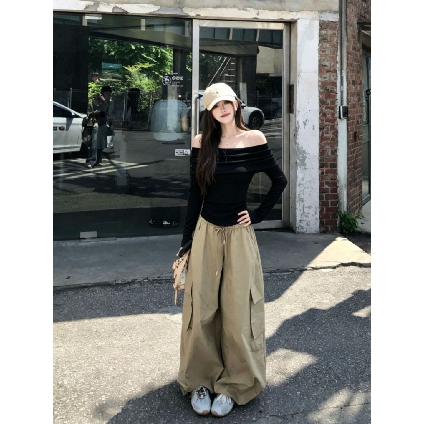 Women's Long Sleeve Crew Neck T-Shirt Slim Fit French Style Summer Top - Image 2